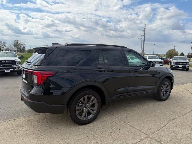 2026 Ford Explorer Active w/100A Pkg 4WD