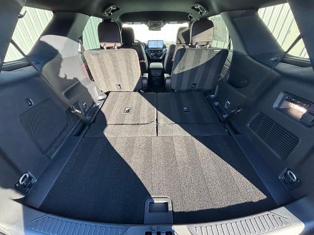 2026 Ford Explorer Platinum 4WD