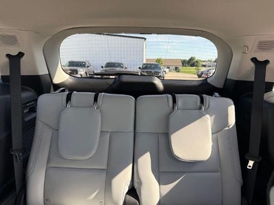 2026 Ford Explorer Platinum 4WD