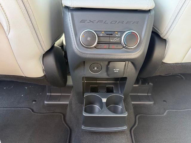 2026 Ford Explorer Platinum 4WD