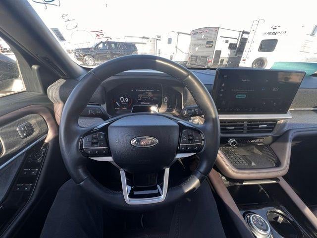2025 Ford Explorer Platinum 4WD