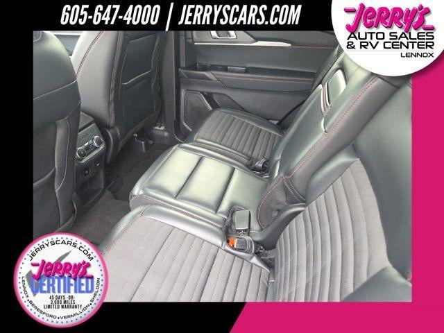 2025 Ford Explorer ST-Line 4WD