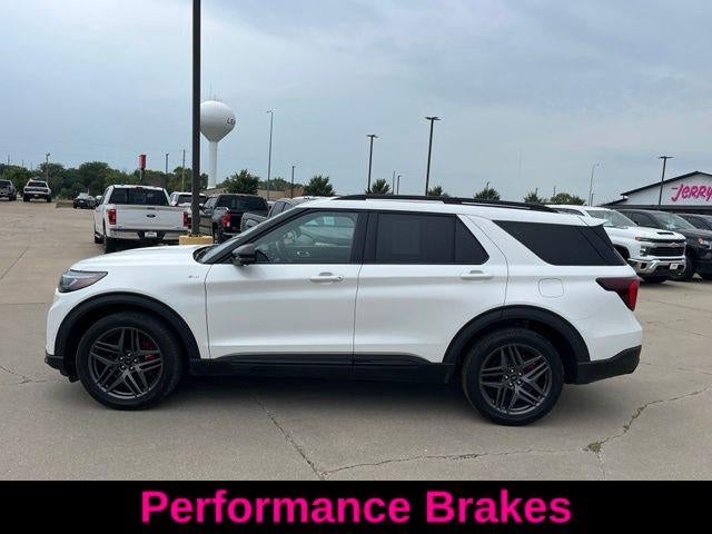 2025 Ford Explorer ST-Line 4WD
