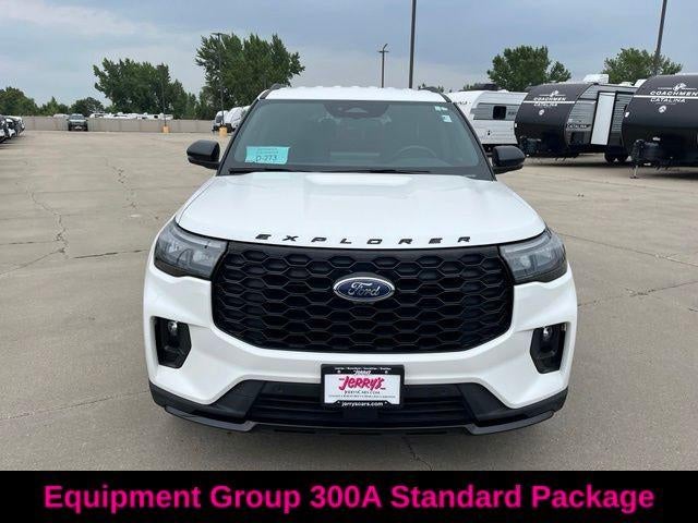 2025 Ford Explorer ST-Line 4WD