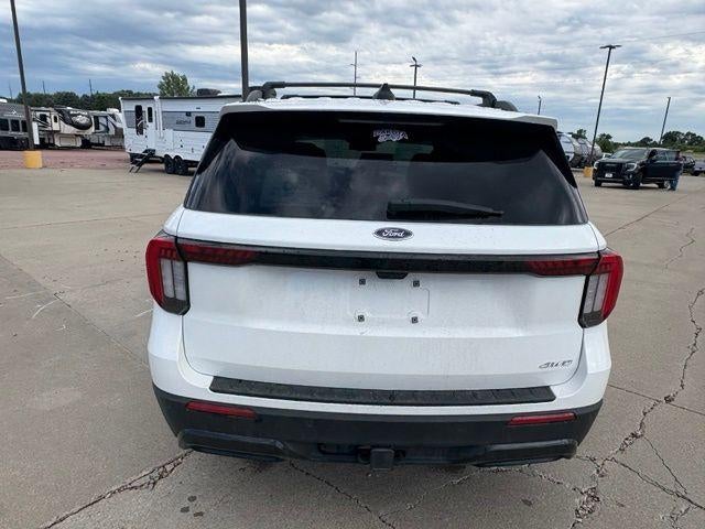 2025 Ford Explorer ST-Line 4WD
