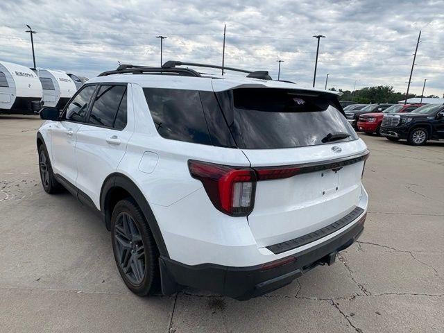 2025 Ford Explorer ST-Line 4WD