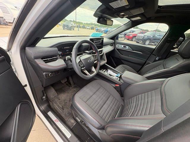 2025 Ford Explorer ST-Line 4WD