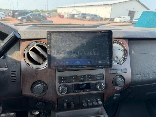 2011 Ford Super Duty F-250 SRW 4WD Crew Cab 6-3/4 Ft Box Lariat