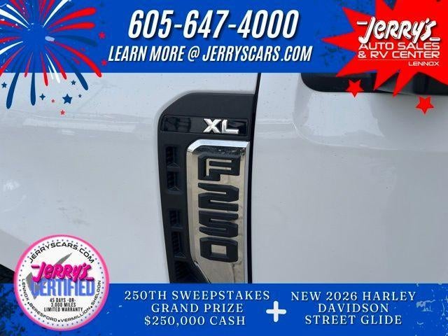 2024 Ford Super Duty F-250 SRW XL 4WD Crew Cab 6.75' Box