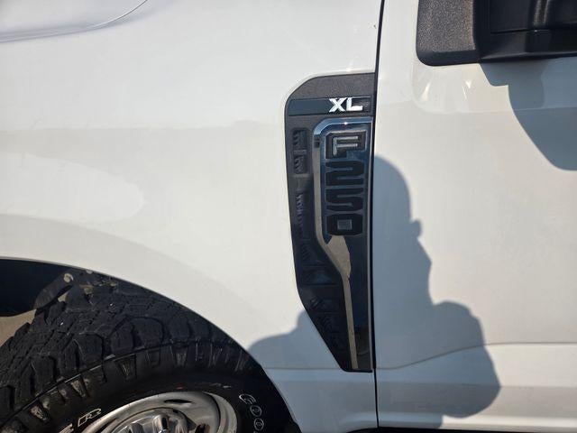 2024 Ford Super Duty F-250 SRW XL 4WD Crew Cab 6.75' Box