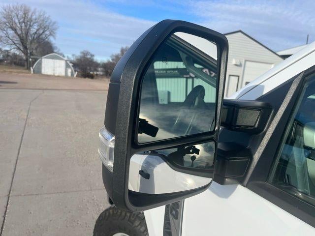 2024 Ford Super Duty F-250 SRW XLT 4WD Crew Cab 6.75' Box