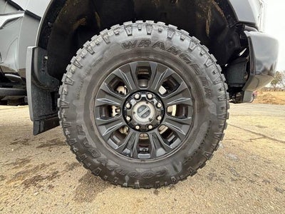 2022 Ford Super Duty F-250 SRW Platinum 4WD Crew Cab 6.75' Box