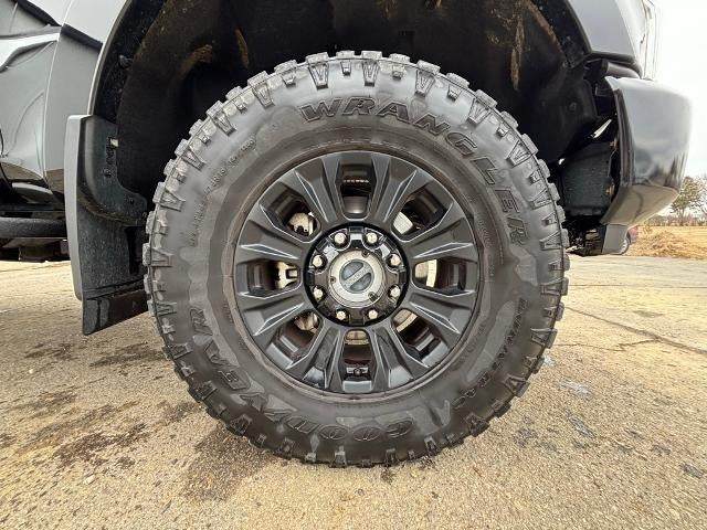 2022 Ford Super Duty F-250 SRW Platinum 4WD Crew Cab 6.75' Box