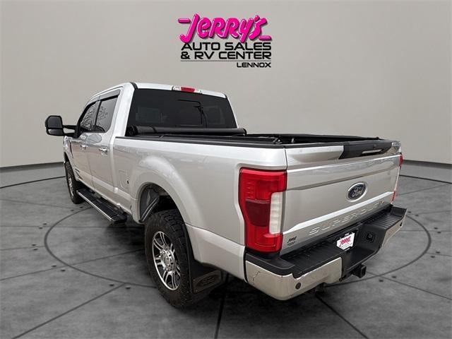 2018 Ford Super Duty F-250 SRW LARIAT 4WD Crew Cab 6.75' Box