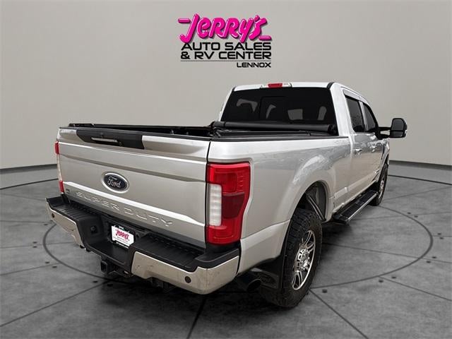 2018 Ford Super Duty F-250 SRW LARIAT 4WD Crew Cab 6.75' Box
