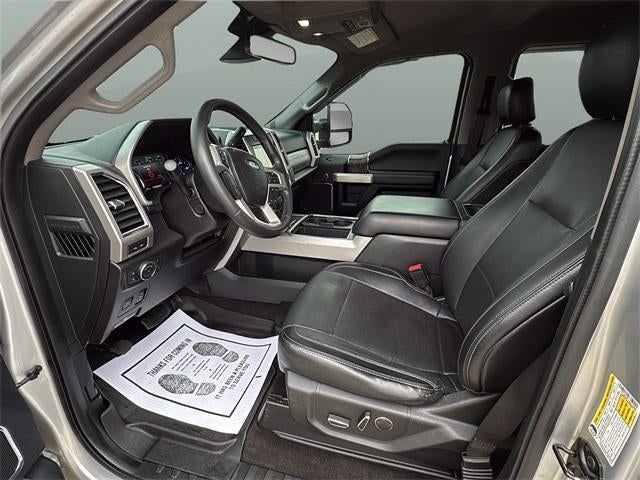 2018 Ford Super Duty F-250 SRW LARIAT 4WD Crew Cab 6.75' Box