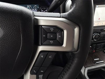 2018 Ford Super Duty F-250 SRW LARIAT 4WD Crew Cab 6.75' Box