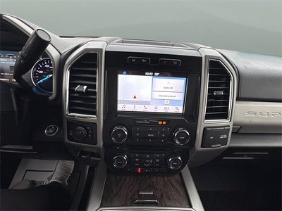 2018 Ford Super Duty F-250 SRW LARIAT 4WD Crew Cab 6.75' Box