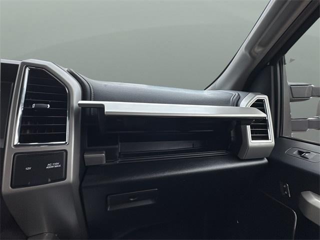 2018 Ford Super Duty F-250 SRW LARIAT 4WD Crew Cab 6.75' Box