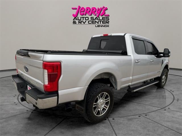 2018 Ford Super Duty F-250 SRW LARIAT 4WD Crew Cab 6.75' Box