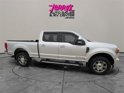 2018 Ford Super Duty F-250 SRW LARIAT 4WD Crew Cab 6.75' Box