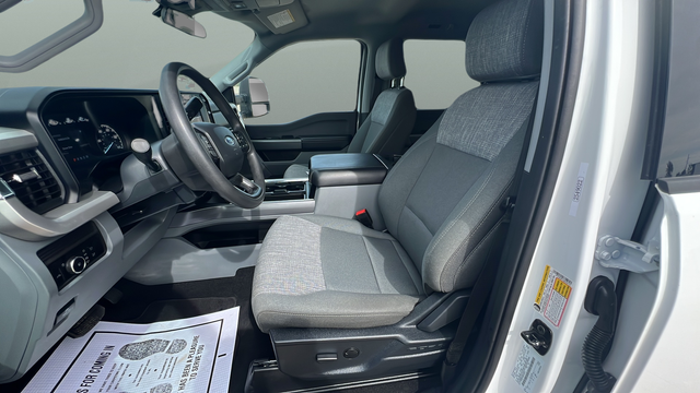 2025 Ford Super Duty F-250 SRW XLT 4WD Crew Cab 6.75' Box