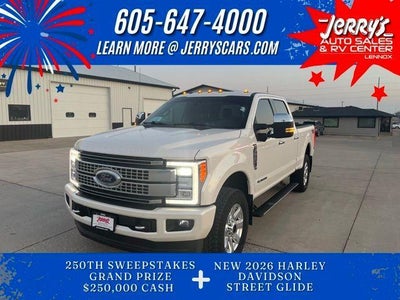 2018 Ford Super Duty F-250 SRW Platinum 4WD Crew Cab 6.75' Box