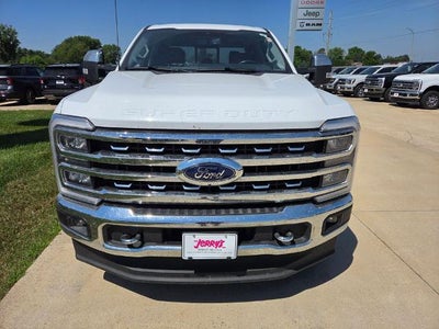 2024 Ford Super Duty F-250 SRW LARIAT 4WD Crew Cab 6.75' Box