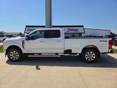 2024 Ford Super Duty F-250 SRW LARIAT 4WD Crew Cab 6.75' Box