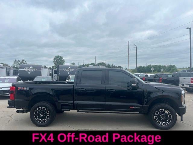 2025 Ford Super Duty F-250 SRW Platinum 4WD Crew Cab 6.75' Box