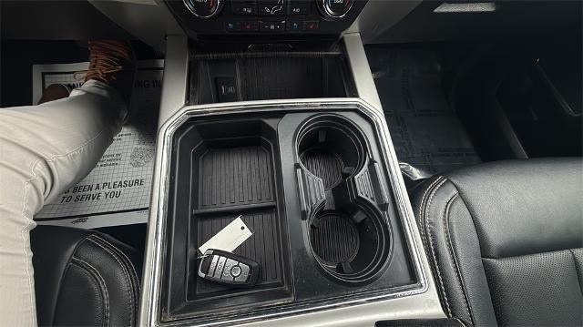 2020 Ford Super Duty F-250 SRW LARIAT 4WD Crew Cab 6.75' Box