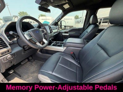 2022 Ford Super Duty F-350 SRW LARIAT 4WD Crew Cab 6.75' Box