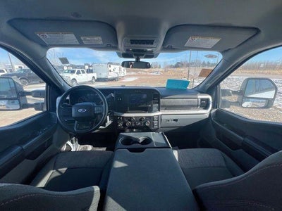 2025 Ford Super Duty F-350 SRW XL 4WD Crew Cab 6.75' Box