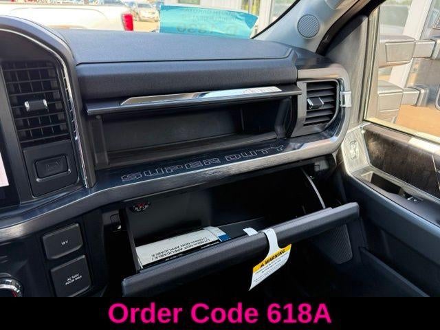 2025 Ford Super Duty F-350 SRW LARIAT 4WD Crew Cab 6.75' Box