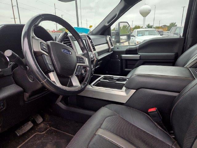 2018 Ford Super Duty F-350 SRW Platinum 4WD Crew Cab 6.75' Box