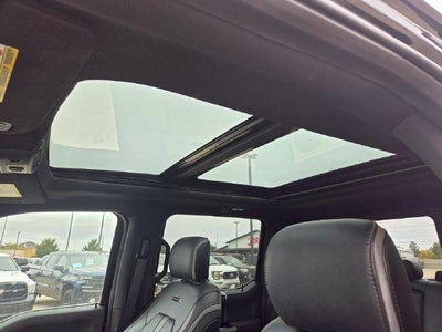 2018 Ford Super Duty F-350 SRW Platinum 4WD Crew Cab 6.75' Box