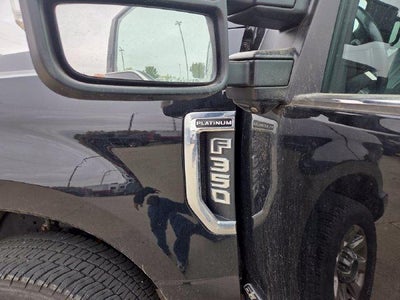 2018 Ford Super Duty F-350 SRW Platinum 4WD Crew Cab 6.75' Box