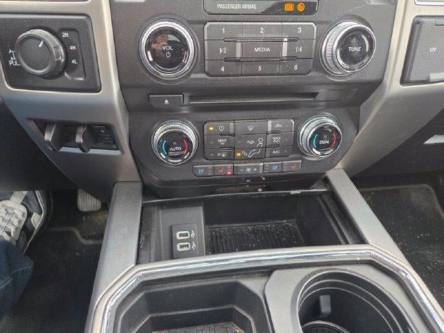 2018 Ford Super Duty F-350 SRW Platinum 4WD Crew Cab 6.75' Box