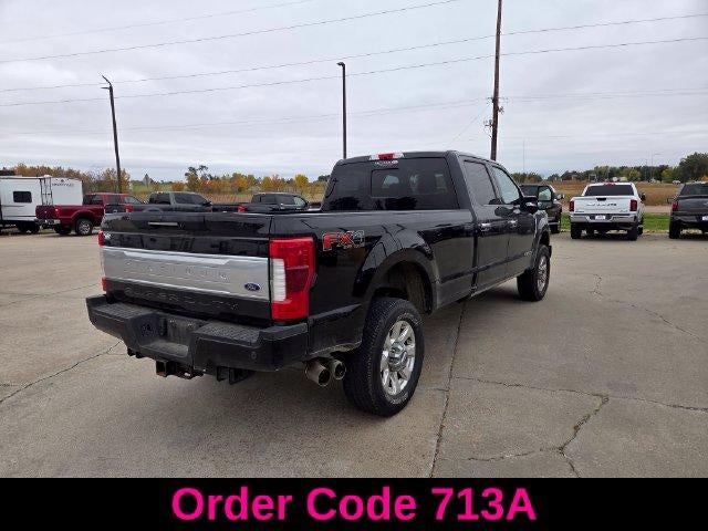 2018 Ford Super Duty F-350 SRW Platinum 4WD Crew Cab 6.75' Box