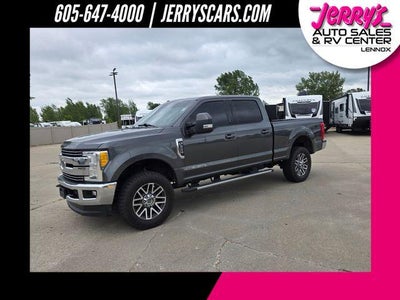 2017 Ford Super Duty F-350 SRW Lariat 4WD Crew Cab 6.75' Box