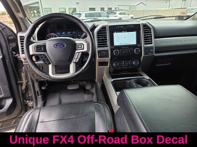2017 Ford Super Duty F-350 SRW Lariat 4WD Crew Cab 6.75' Box
