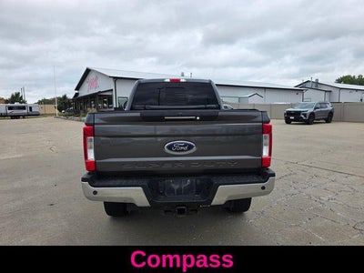 2017 Ford Super Duty F-350 SRW Lariat 4WD Crew Cab 6.75' Box