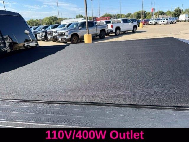 2017 Ford Super Duty F-350 SRW Lariat 4WD Crew Cab 6.75' Box