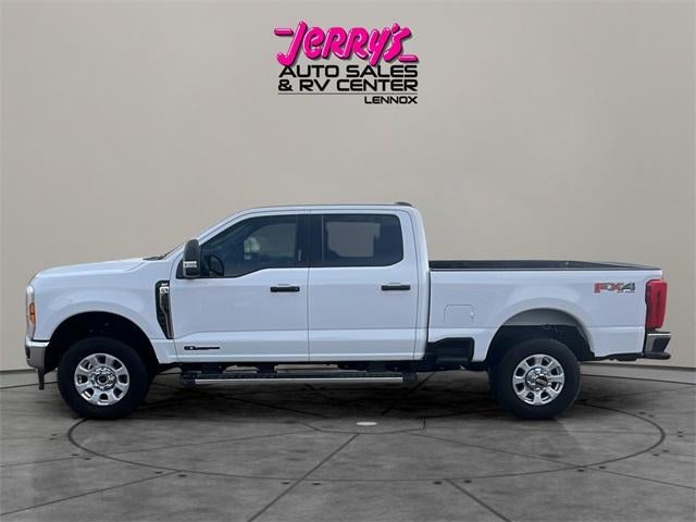 2024 Ford Super Duty F-350 SRW XLT 4WD Crew Cab 6.75' Box