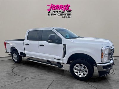 2024 Ford Super Duty F-350 SRW XLT 4WD Crew Cab 6.75' Box
