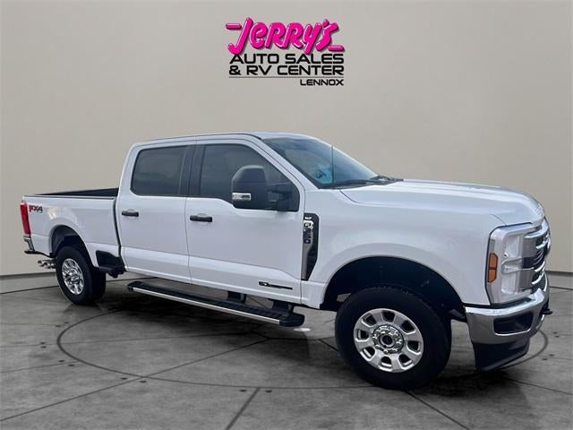 2024 Ford Super Duty F-350 SRW XLT 4WD Crew Cab 6.75' Box