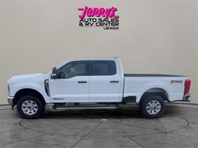 2024 Ford Super Duty F-350 SRW XLT 4WD Crew Cab 6.75' Box