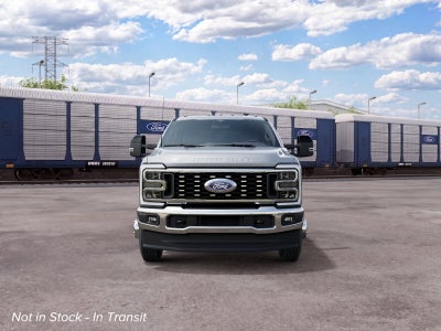 2027 Ford Super Duty F-350 DRW LARIAT 4WD Crew Cab 8' Box