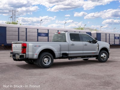 2027 Ford Super Duty F-350 DRW LARIAT 4WD Crew Cab 8' Box