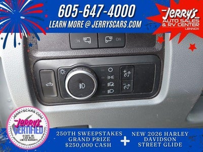 2024 Ford Super Duty F-350 DRW XL 4WD Crew Cab 8' Box